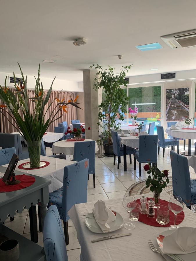 Hotel Restaurant De La Mer Golfe-Juan Dış mekan fotoğraf